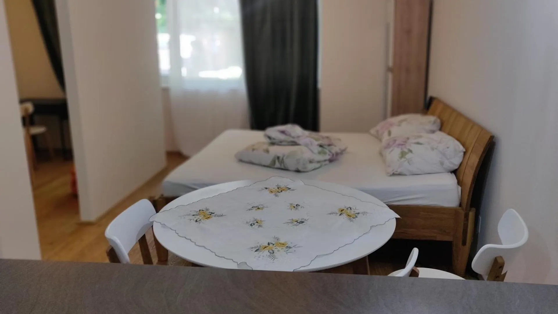Vienna Top Apartment With Parking, Great Surroundings